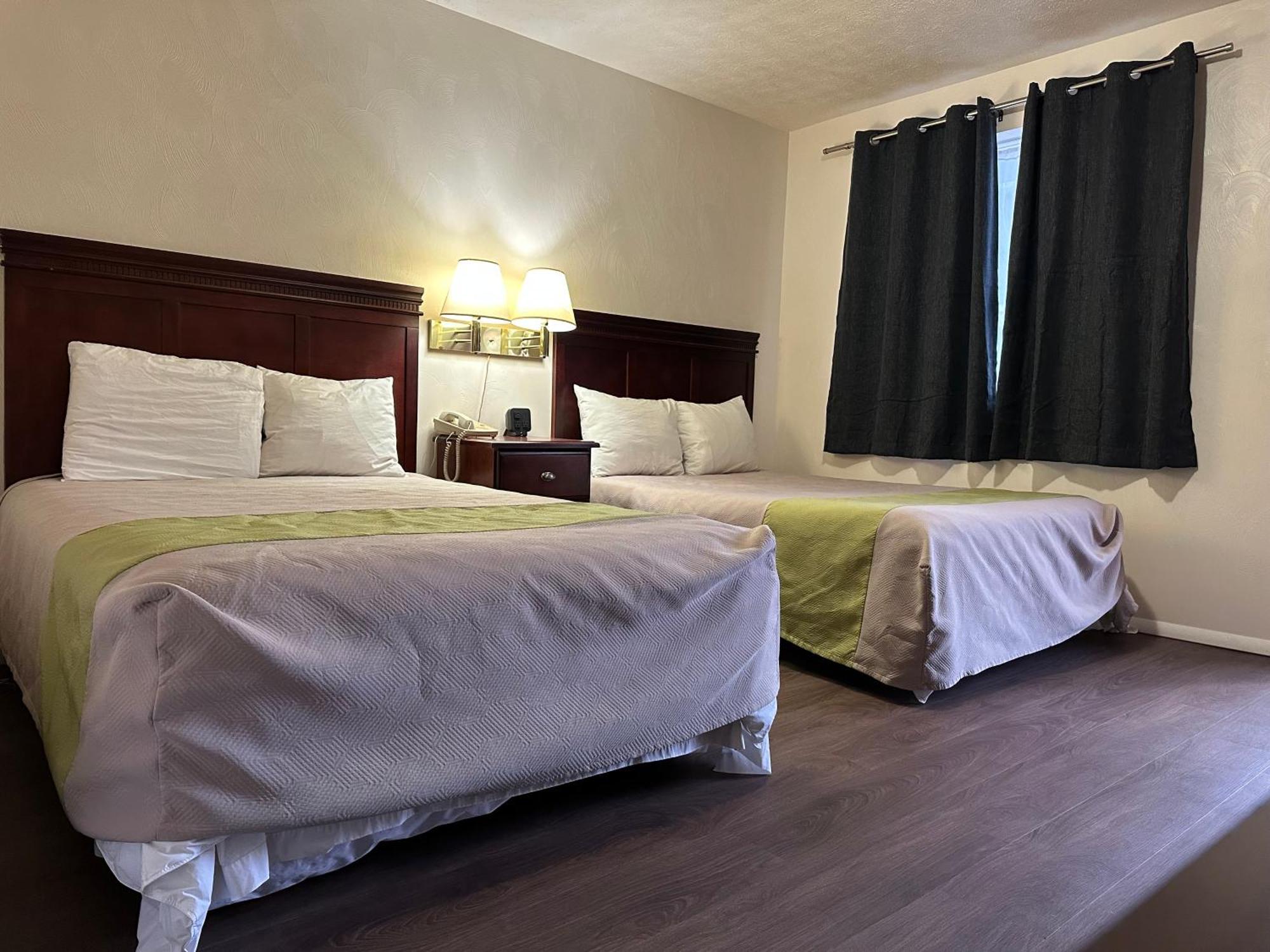 Heritage Inn 尤宁敦 外观 照片